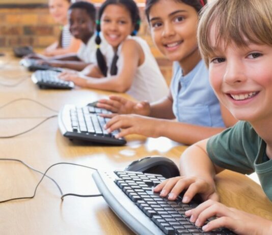 Top 18 Best Free Typing Games for Kids to Learn Fast in 2021