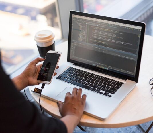 Top 15 Easy Mobile App Solutions In 2022