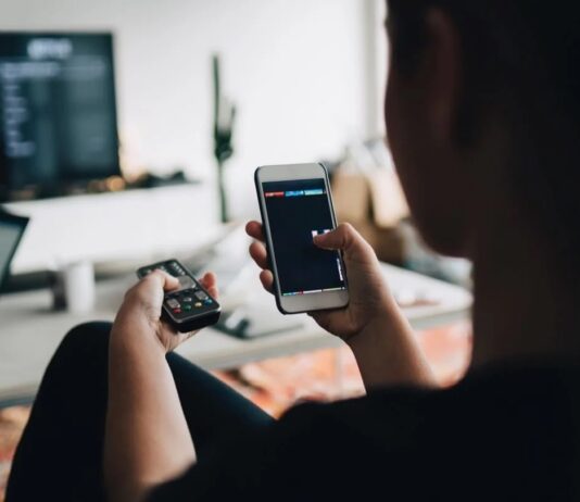 How To Turn Off AirPlay On iPhone